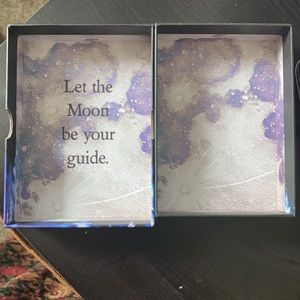Tarot deck box